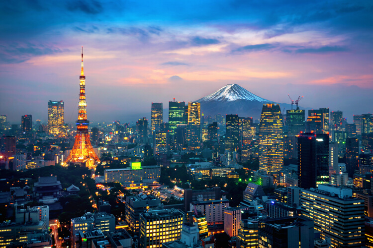 東京タワーと富士山のコラボ（日本のイメージ）
