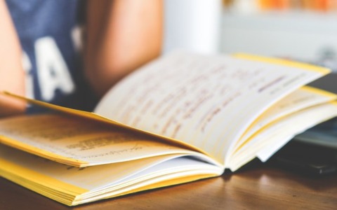 小学生は英単語の暗記より読み方を覚えるべき！